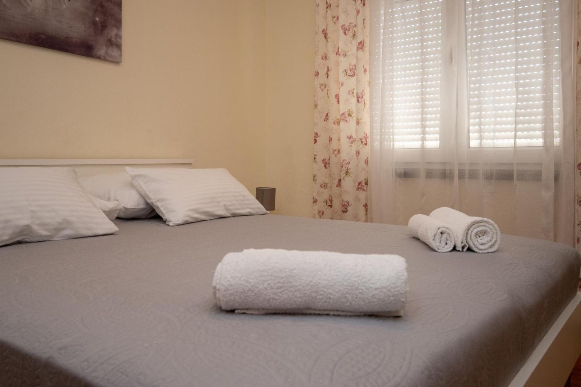 Apartments With A Parking Space Povljana, Pag - 6298 Rom bilde